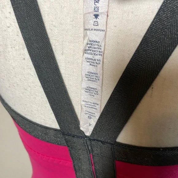 Lululemon Insight Tank Top Magenta Pink woman’s size 4 - Picture 8 of 10